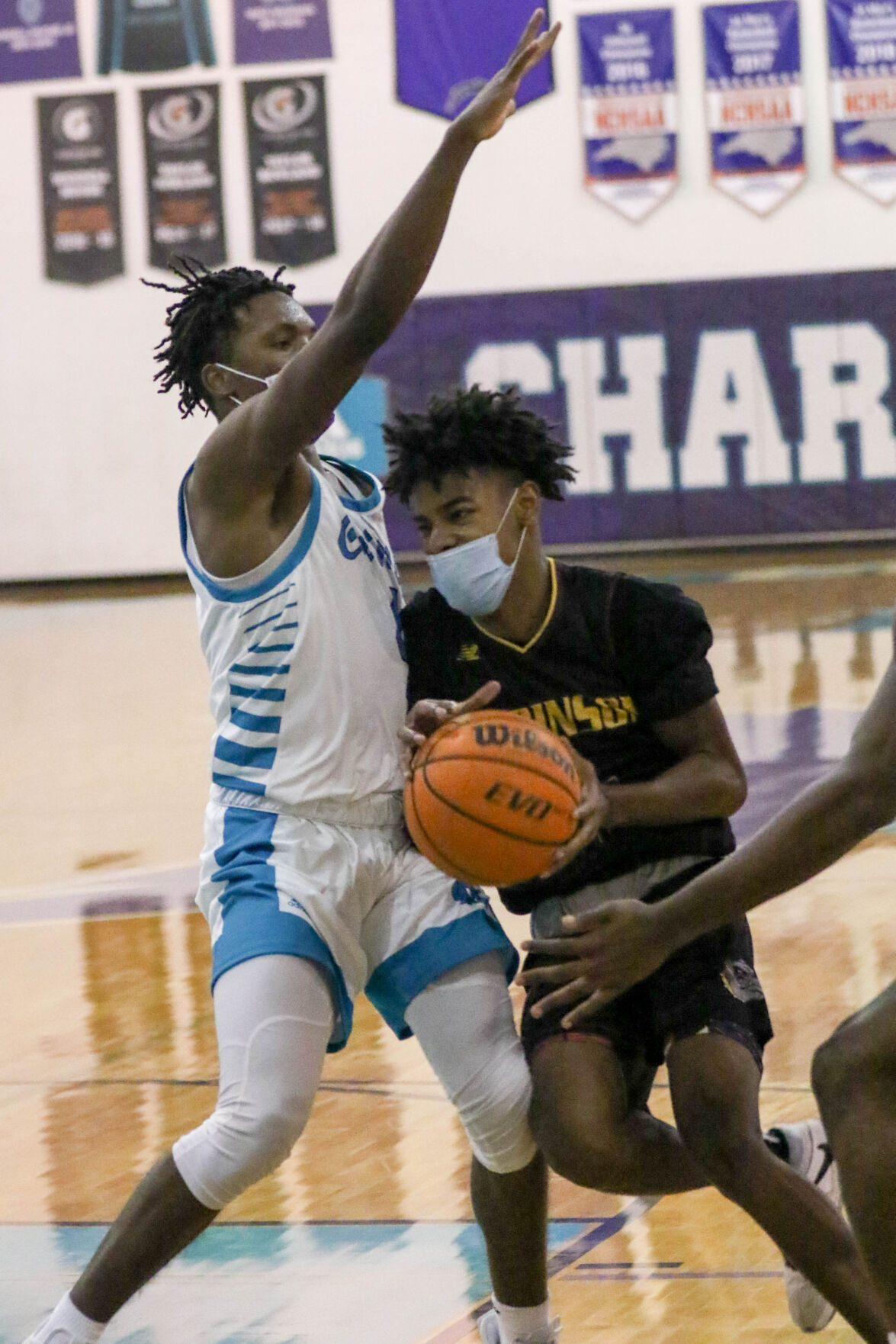 Boys Basketball-39.jpg